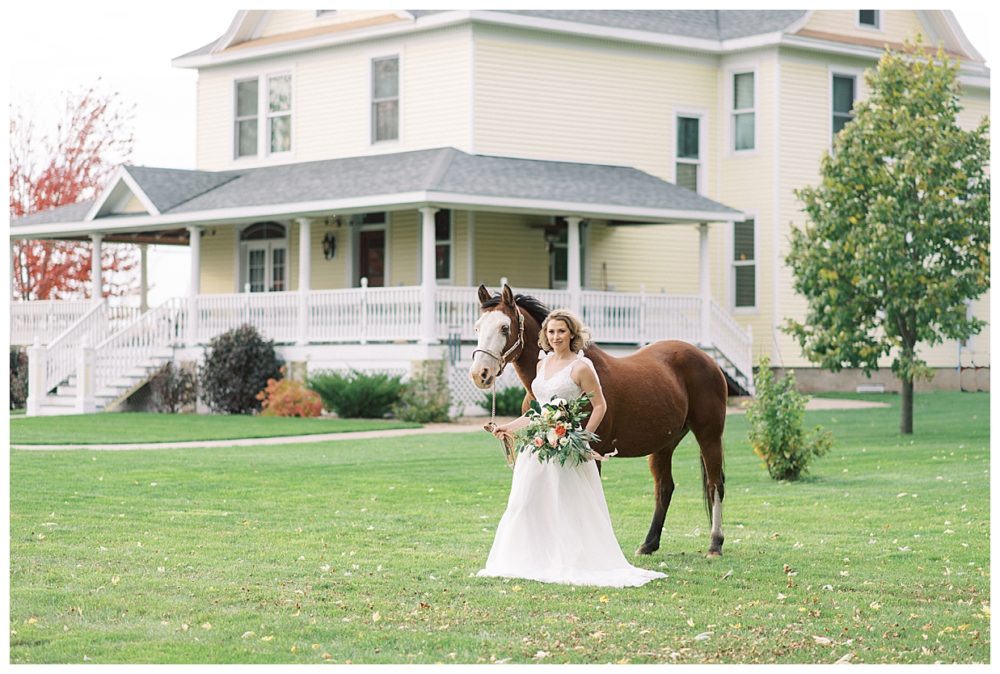 sable inn bed and breakfast, minnesota intimate wedding venue, Minnesota elopement, small destination wedding venue, lake wedding, minnesota wedding photographer, central mn brides, horse boarding at wedding, small wedding venue in minnesota, equestrian wedding photographer,