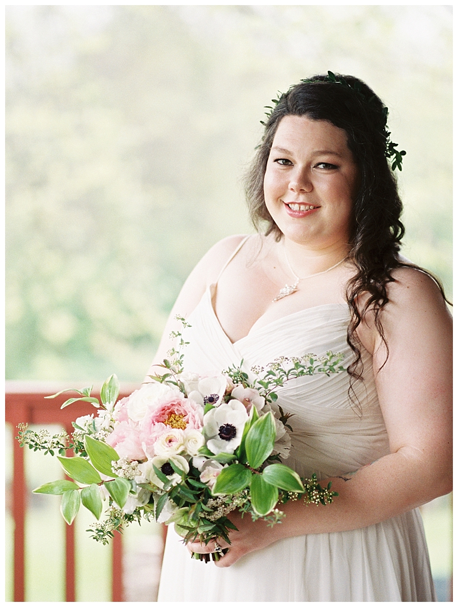 kentucky wedding, kentucky farm wedding, rainy wedding, documentary wedding photographer, film photographer, southern weddings