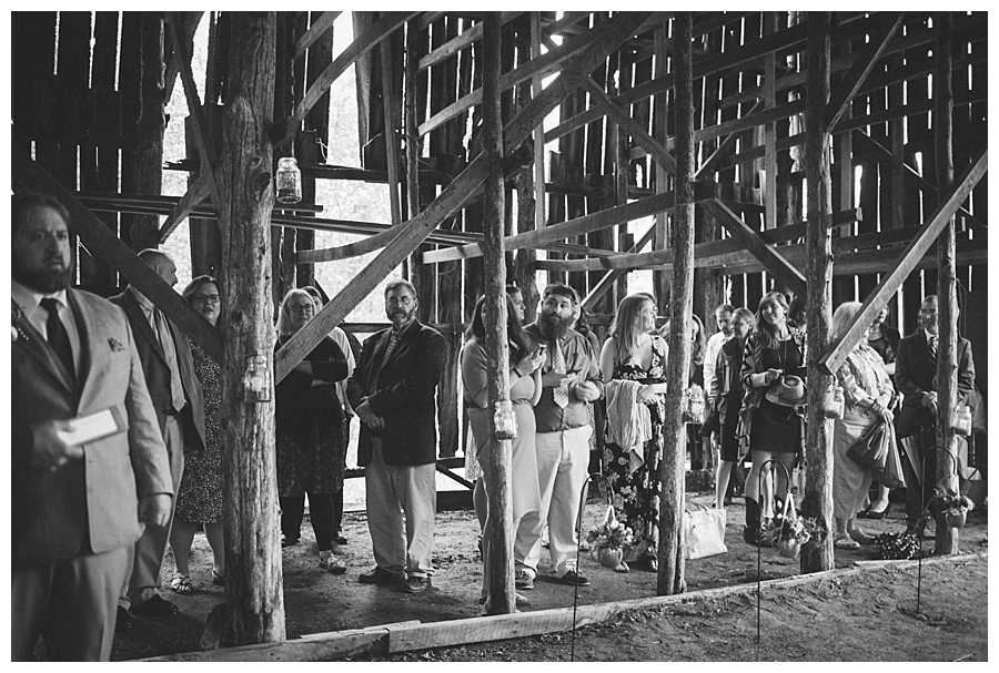 kentucky wedding, tobacco barn, kentucky farm wedding, rainy wedding, documentary wedding photographer, film photographer, southern weddings